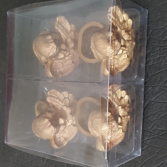 Angel Napkin Rings 4 pack Color: Antique Gold,EUC Nice Weight to Rings One Size - Picture 5 of 5
